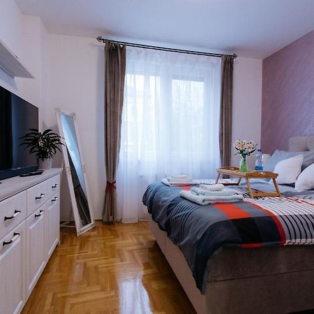 Apartman Kristina 4* Subotica Zewnętrze zdjęcie