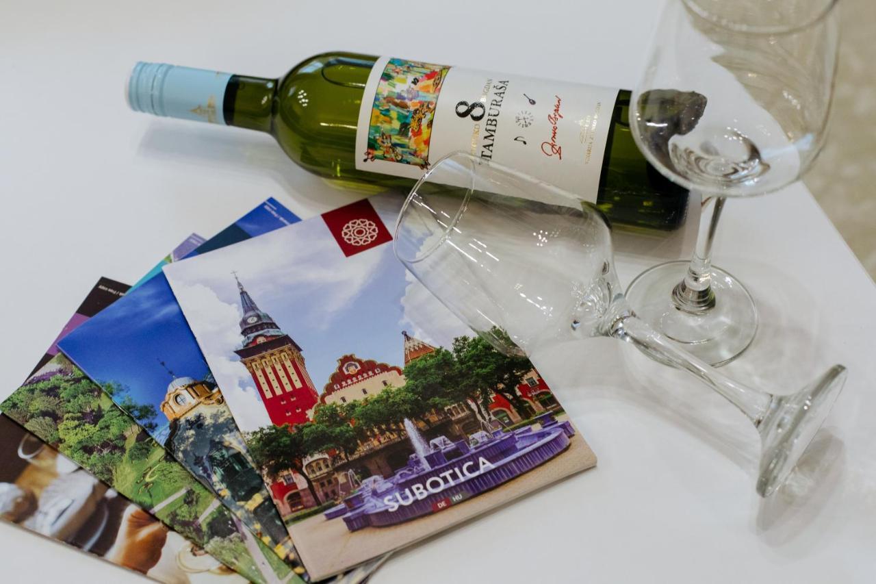 Apartman Kristina 4* Subotica Zewnętrze zdjęcie