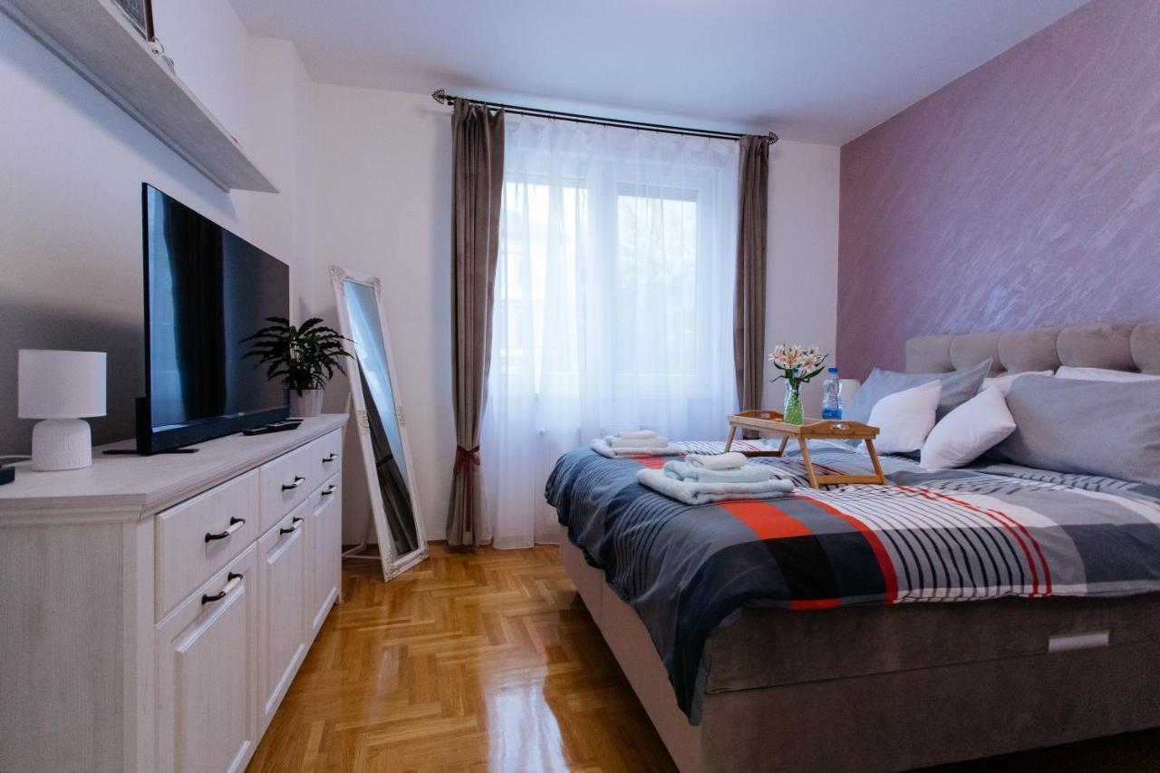 Apartman Kristina 4* Subotica Zewnętrze zdjęcie